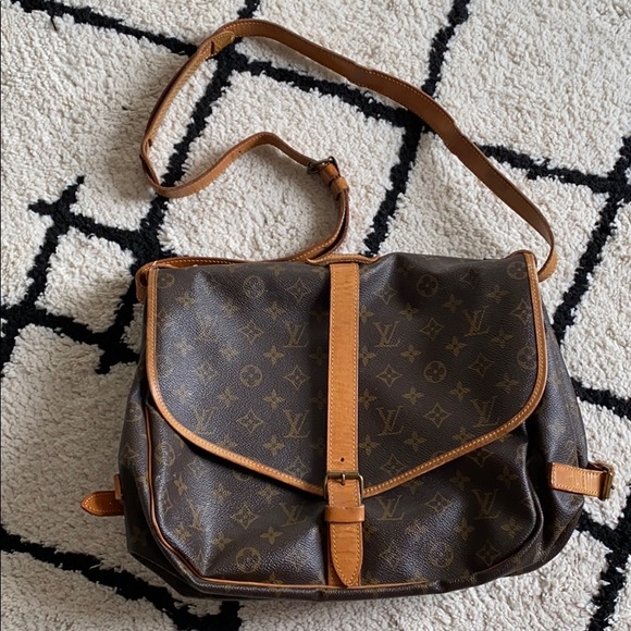 Louis Vuitton Samur 35 - Picture 1 of 6
